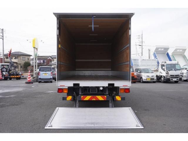 MITSUBISHI FUSOU FIGHTER 2014 Image 31