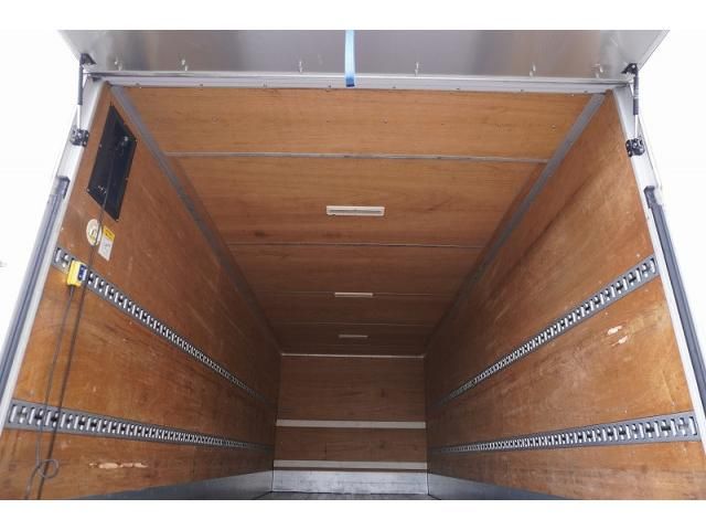 MITSUBISHI FUSOU FIGHTER 2014 Image 31