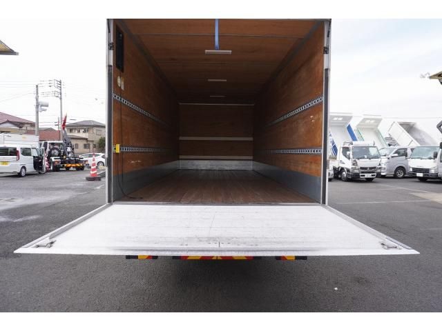 MITSUBISHI FUSOU FIGHTER 2014 Image 31