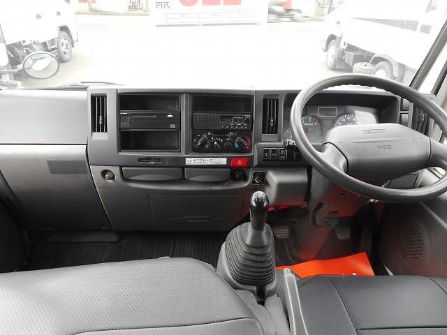 ISUZU ELF 2011 Image 31