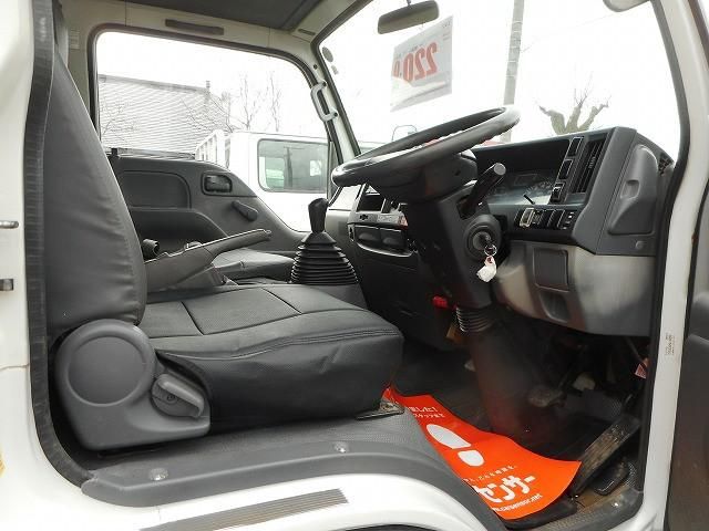 ISUZU ELF 2011 Image 31