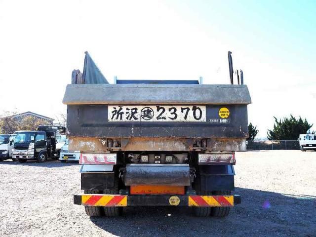 MITSUBISHI FUSOU FIGHTER 2012 Image 31