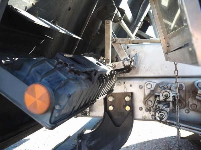 MITSUBISHI FUSOU FIGHTER 2012 Image 31