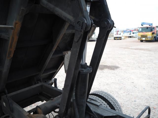 TOYOTA DYNA 2013 Image 31