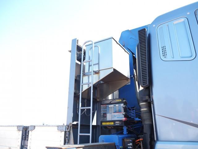 MITSUBISHI FUSOU SUPER GREAT 2016 Image 31