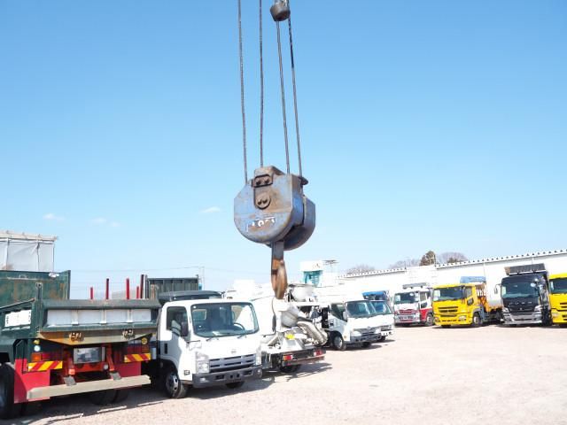 MITSUBISHI FUSOU SUPER GREAT 2016 Image 31