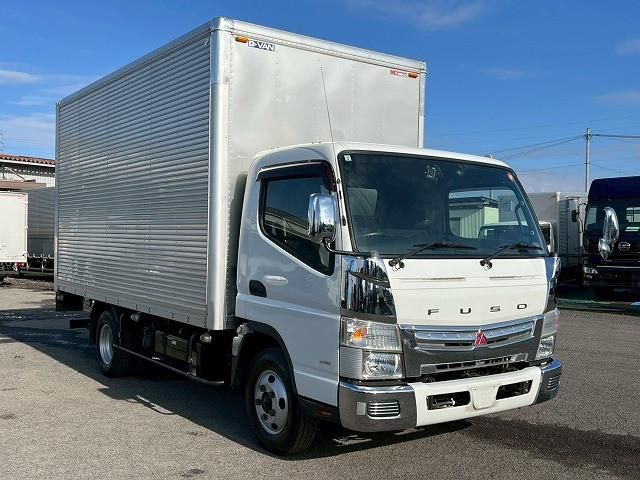 MITSUBISHI CANTER 2018 Image 31