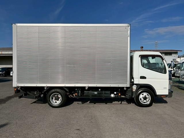 MITSUBISHI CANTER 2018 Image 31