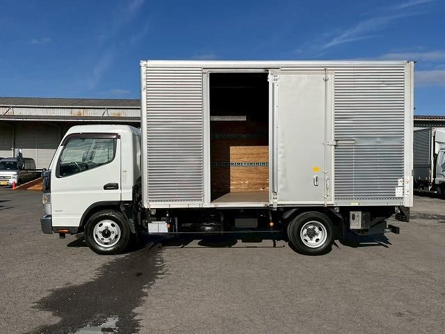 MITSUBISHI CANTER 2018 Image 31