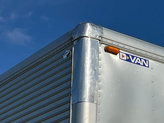 MITSUBISHI CANTER 2018 Image 31