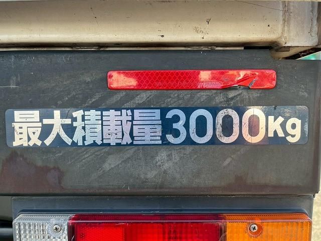 MITSUBISHI CANTER 2018 Image 31