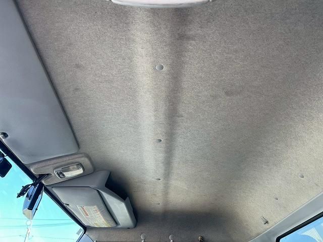 MITSUBISHI CANTER 2018 Image 31