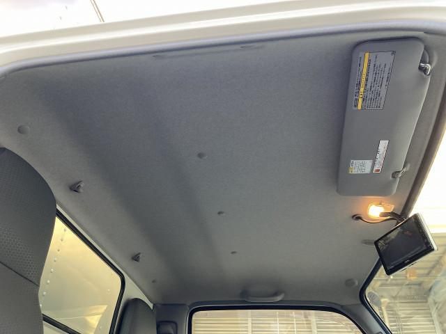 TOYOTA DYNA 2018 Image 31