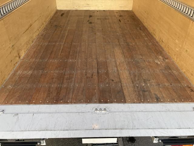 TOYOTA DYNA 2018 Image 31