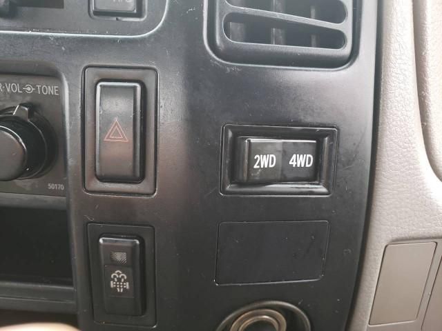 TOYOTA DYNA 2006 Image 31