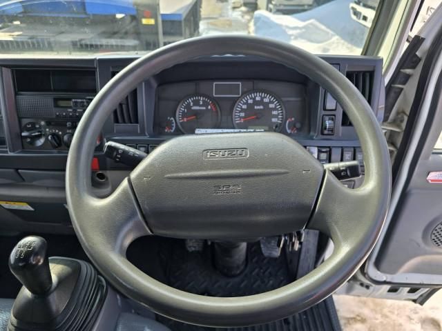 ISUZU ELF 2008 Image 31