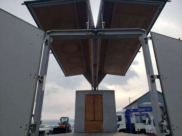 HINO DUTRO 2012 Image 31