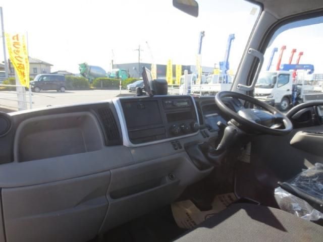 MITSUBISHI CANTER 2021 Image 31