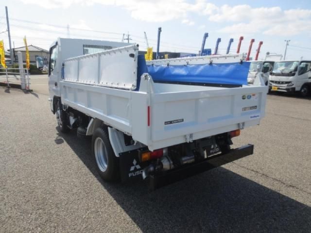 MITSUBISHI CANTER 2025 Image 31