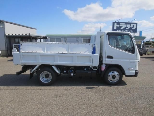 MITSUBISHI CANTER 2025 Image 31