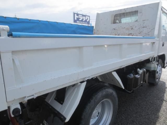 MITSUBISHI CANTER 2025 Image 31