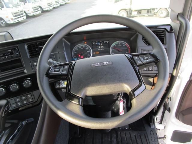 ISUZU GIGA 2024 Image 31