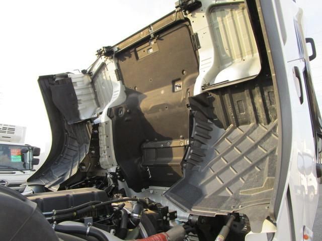 ISUZU GIGA 2024 Image 31