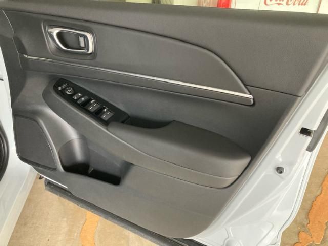 HONDA VEZEL E:HEV 2023 Image 31