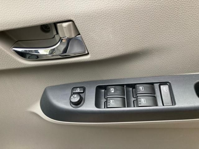 DAIHATSU MIRA E:S 2013 Image 31