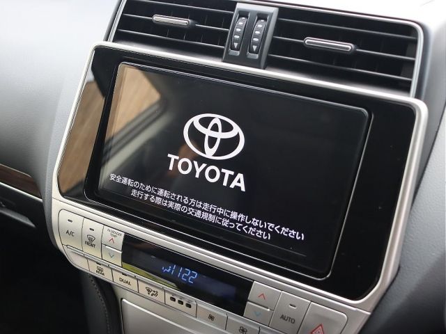 TOYOTA LANDCRUISER PRADO 2023 Image 31