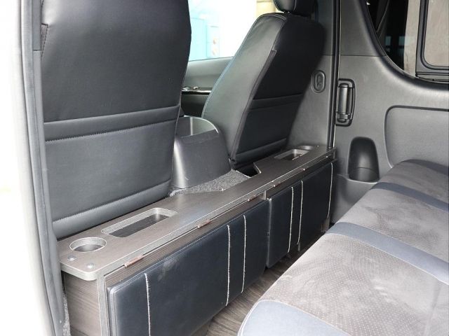 TOYOTA HIACE VAN 2WD 2022 Image 31