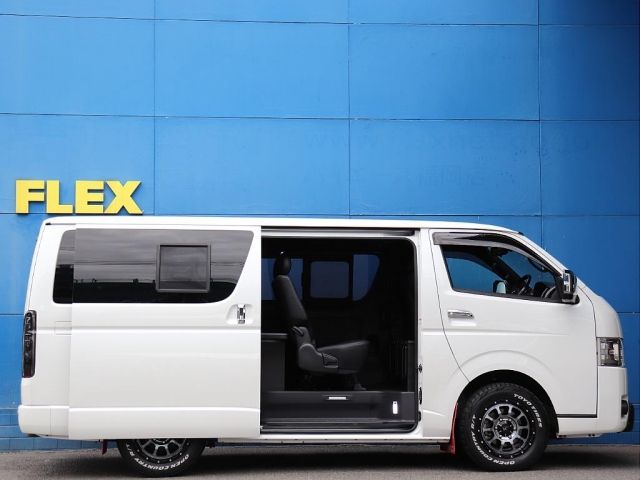 TOYOTA HIACE VAN 2WD 2022 Image 31