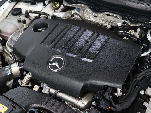MERCEDES BENZ GLA CL 2020 Image 31
