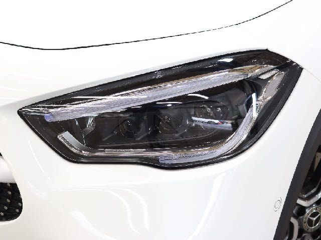 MERCEDES BENZ GLA CL 2020 Image 31