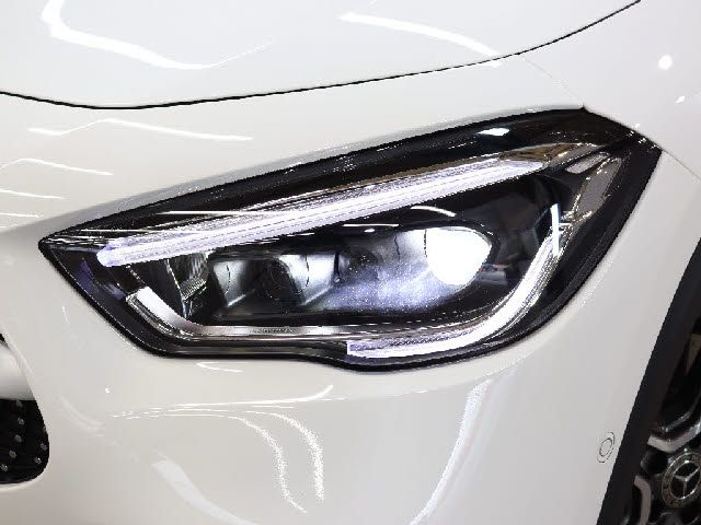 MERCEDES BENZ GLA CL 2020 Image 31