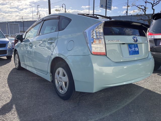 TOYOTA PRIUS 2010 Image 31