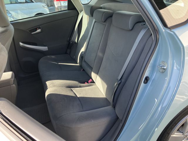 TOYOTA PRIUS 2010 Image 31