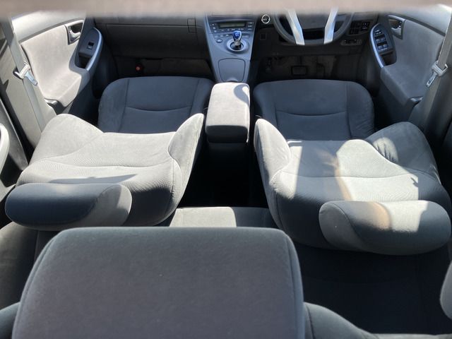 TOYOTA PRIUS 2010 Image 31