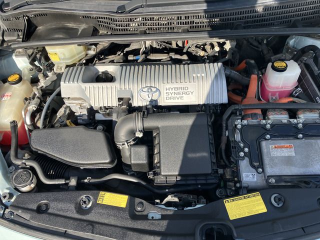 TOYOTA PRIUS 2010 Image 31