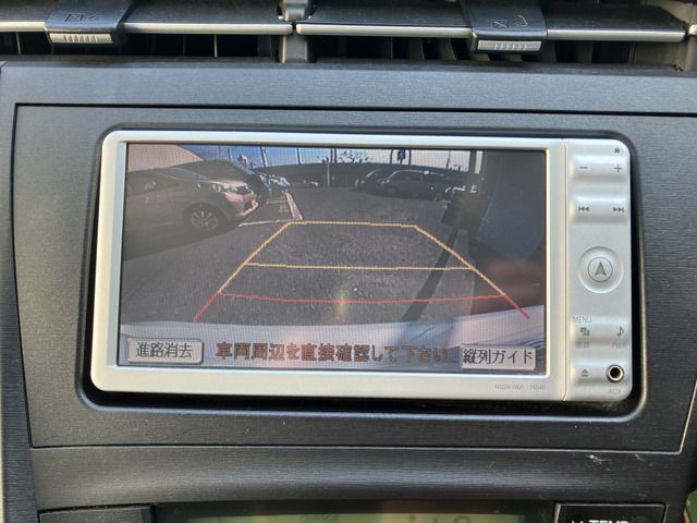 TOYOTA PRIUS 2011 Image 31