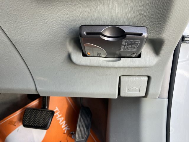 TOYOTA PRIUS 2009 Image 31