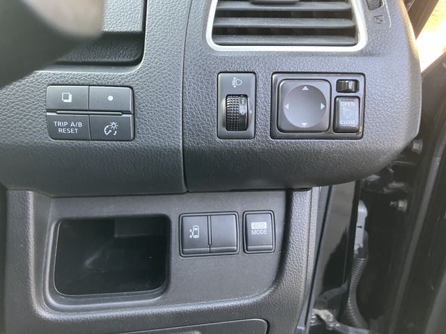 NISSAN SERENA  S-HYBRID 2013 Image 31