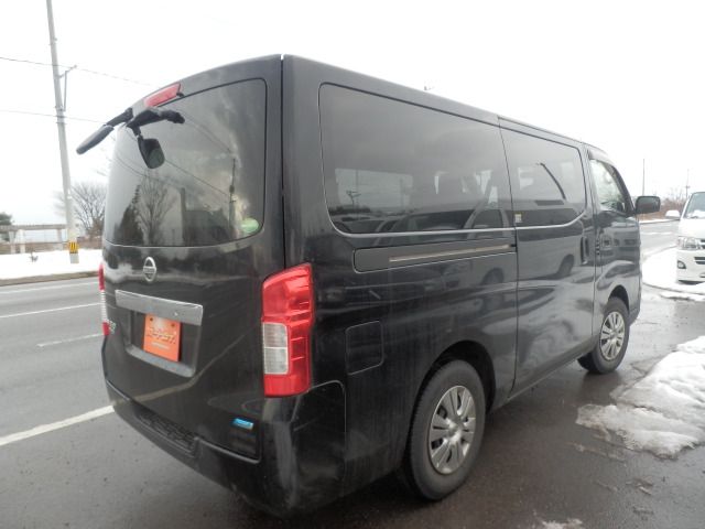 NISSAN NV350 CARAVAN 4WD 2012 Image 31