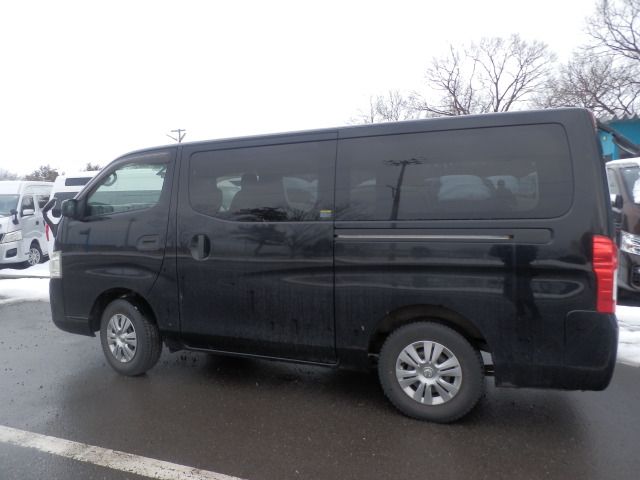 NISSAN NV350 CARAVAN 4WD 2012 Image 31