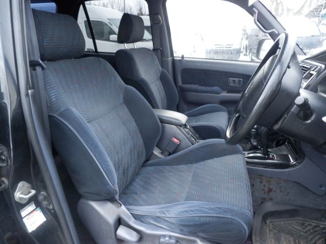 TOYOTA HILUXSURF WAGON 4WD 1997 Image 31