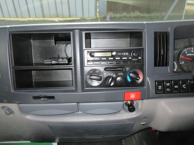 NISSAN ATLAS 2012 Image 31