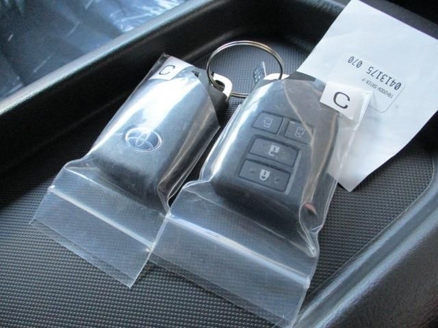 TOYOTA HIACE VAN 2WD 2026 Image 31