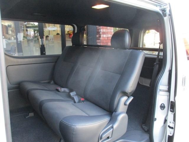 TOYOTA HIACE VAN 2WD 2026 Image 31