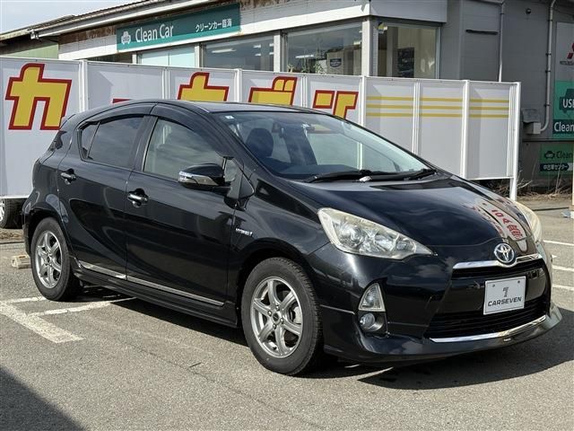 TOYOTA AQUA 2013 Image 31