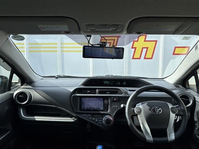 TOYOTA AQUA 2013 Image 31